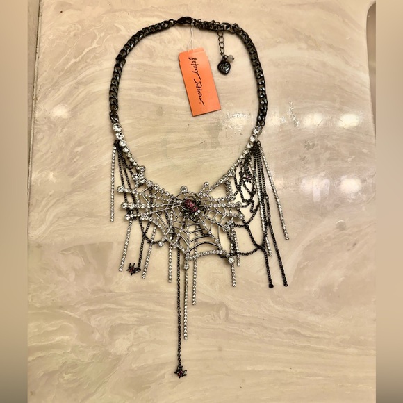 Betsey Johnson spider set. NWT. Comes with a free designer gift nwt - Picture 7 of 10